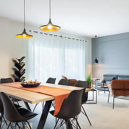 Glories Apartment